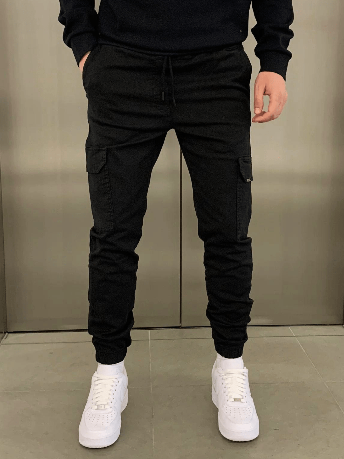 Męskie Slim Cargo Joggers z Regulowanym Pasem i Wieloma Kieszeniami