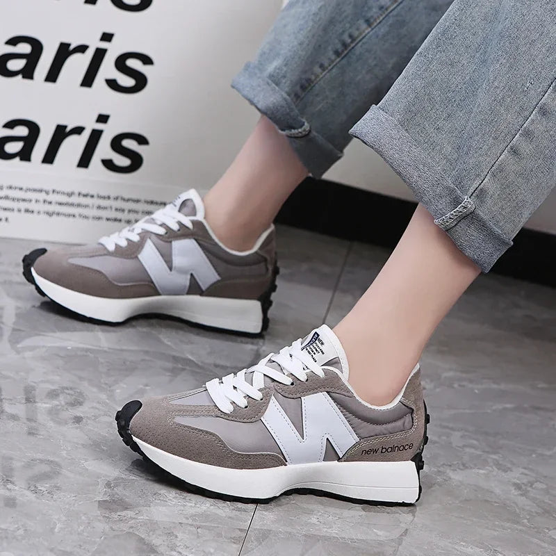 Damskie buty sportowe NB wygodne i stylowe